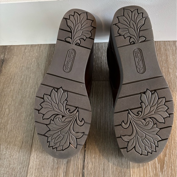 Eurosoft wedge shoe, size 7.5 - Picture 4 of 6